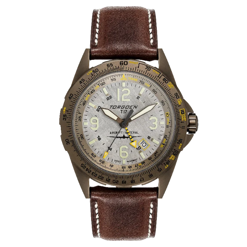 T17 Flying Fortress GMT | 44mm, Vintage Leather Strap