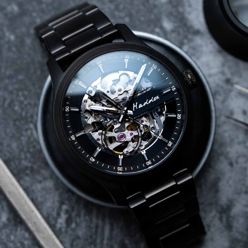 CUSTOM Mechanical Watch | 40mm | EONIQ Navigator 5 - Matte Black