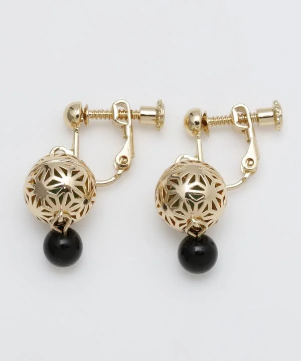 SUKASHI DAMA Clip Earrings