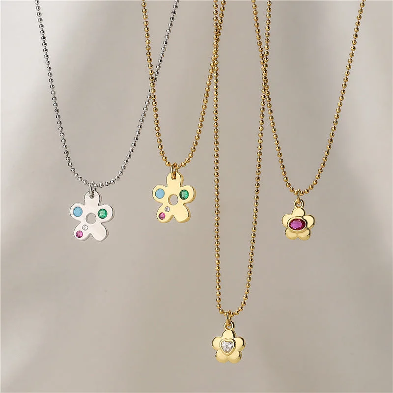 Wholesale Brass Plated 18K Gold Zircon Small Flower Creative Necklace